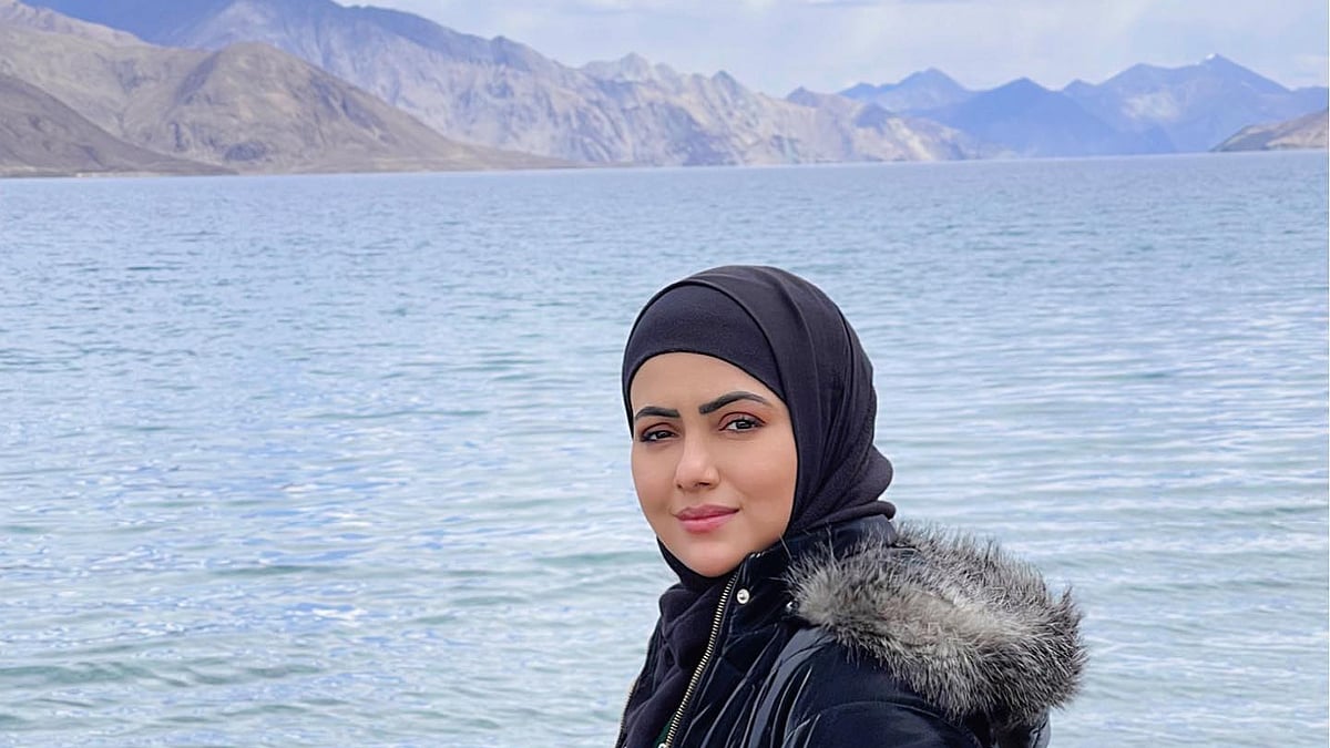 ফেসবুক থেকে নেওয়া