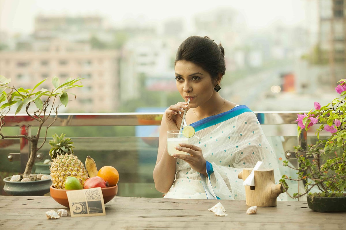 ছবি : নকশা