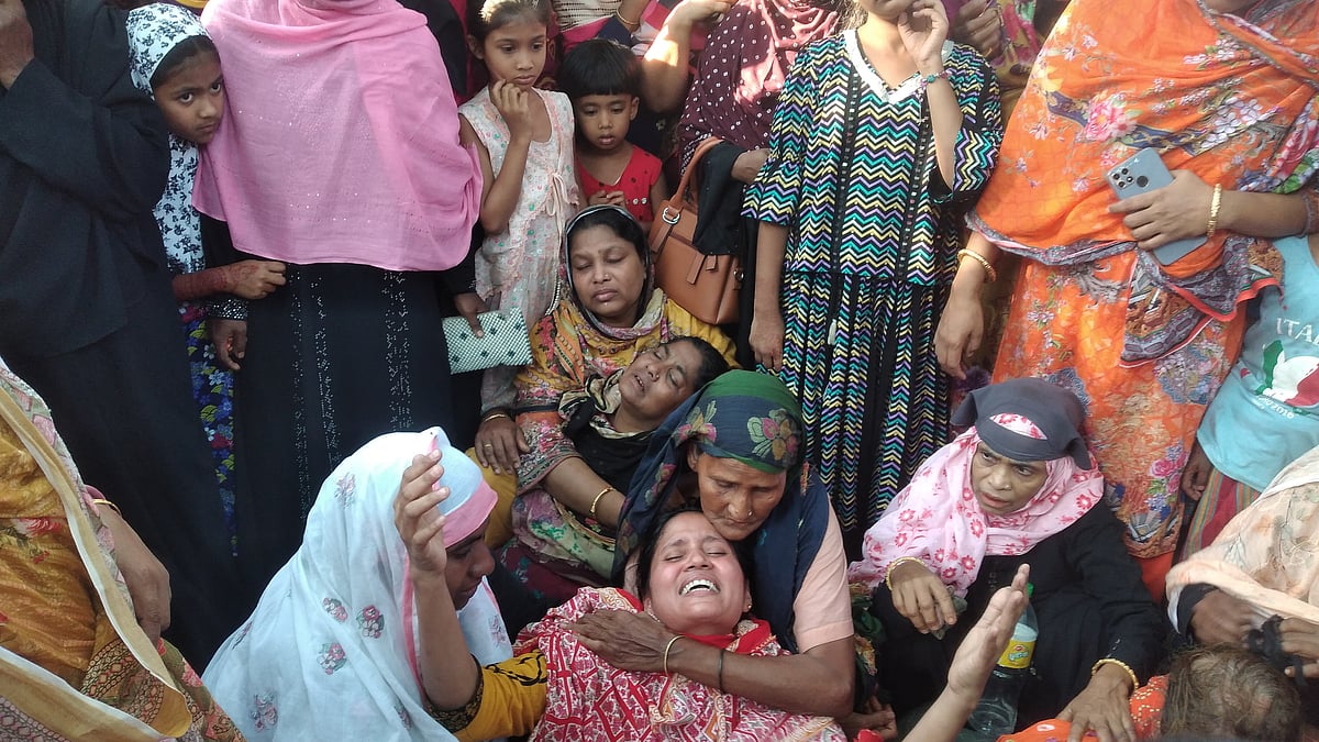 ছবি:  সত্যজিৎ ঘোষ