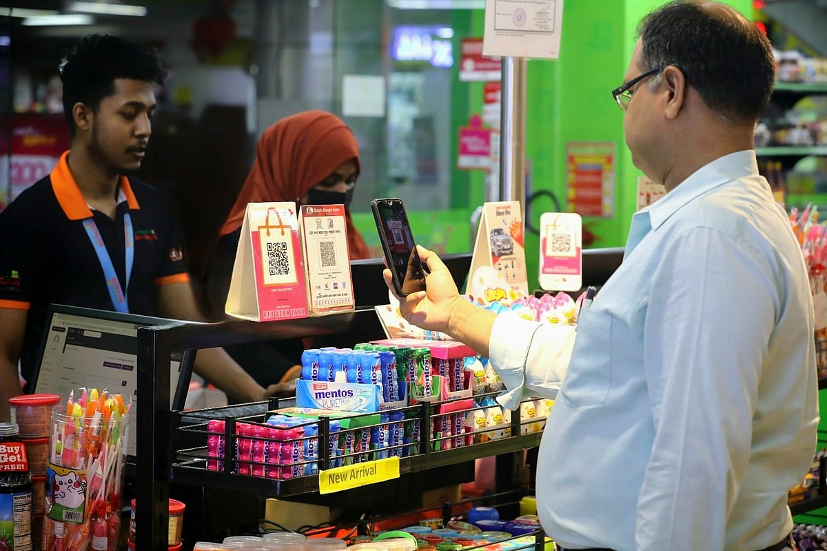 বিকাশ পেমেন্টে কেনাকাটা করা যায় স্বাচ্ছন্দ্যে