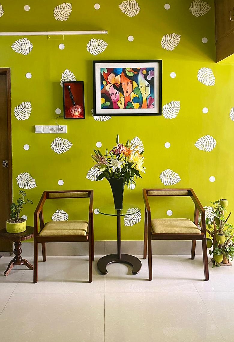 ঠিক দুক্কুরবেলা