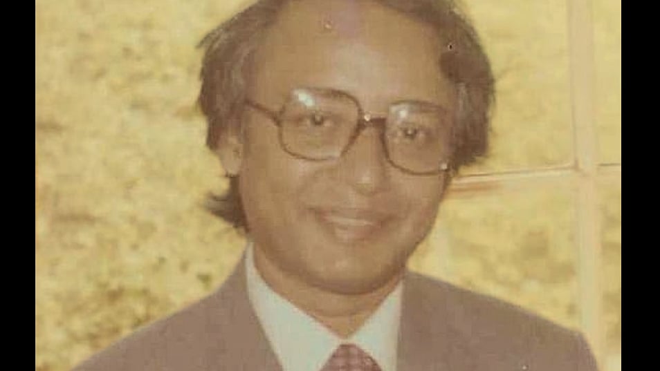 গালিব আহসান খান (২৮ মে, ১৯৪৮–০৮ এপ্রিল, ২০২১)