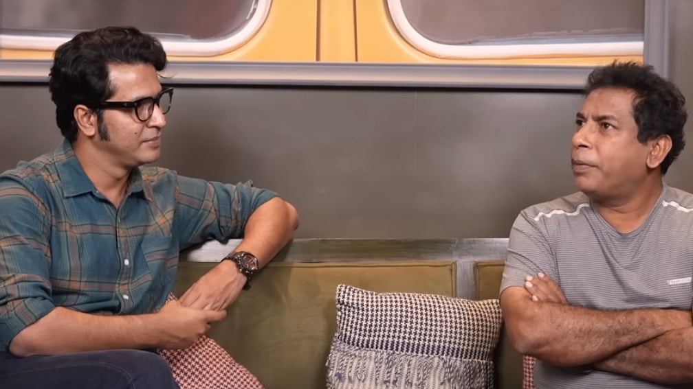 ভিডিও থেকে নেওয়া 