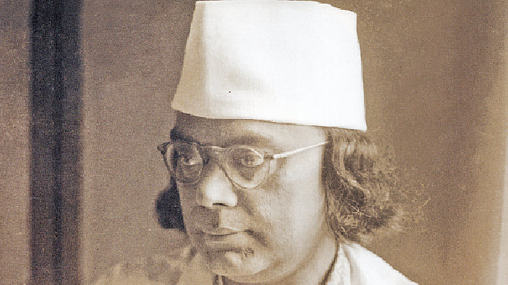 ছবি: নজরুল, দ্য পোয়েট রিমেমবার্ড বই থেকে নেওয়া