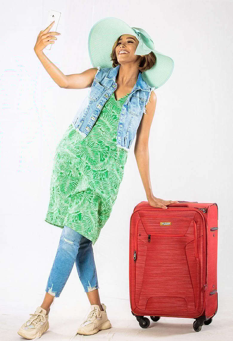 এই সময় ভ্রমণে