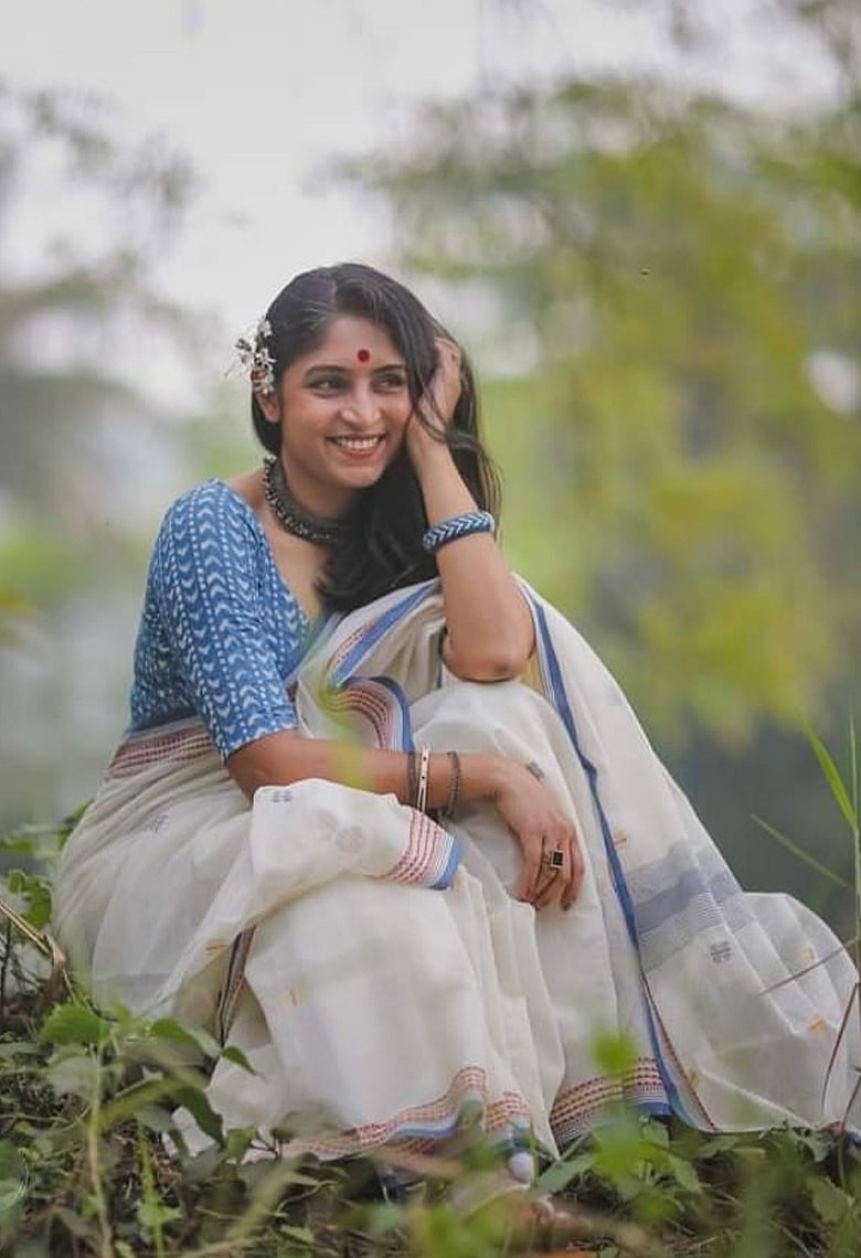 রূপে তোমায় ভোলাব না: রবীন্দ্রনাথের গানে নারীর ইনক্লুসিভ বিউটির মায়াকথন