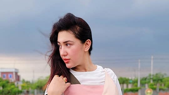 ছবি : অপু বিশ্বাসের সৌজন্যে