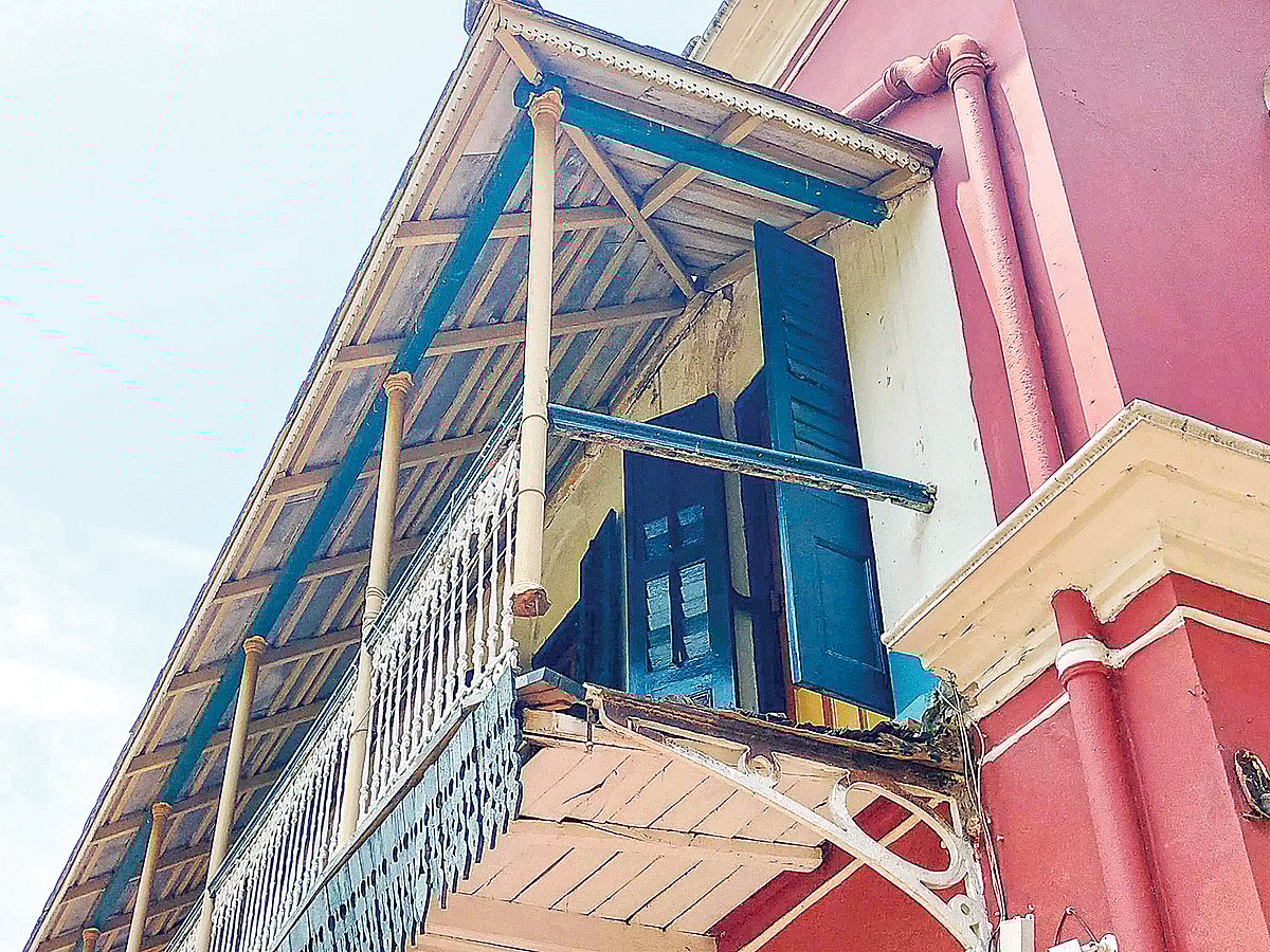 প্রথম আলো