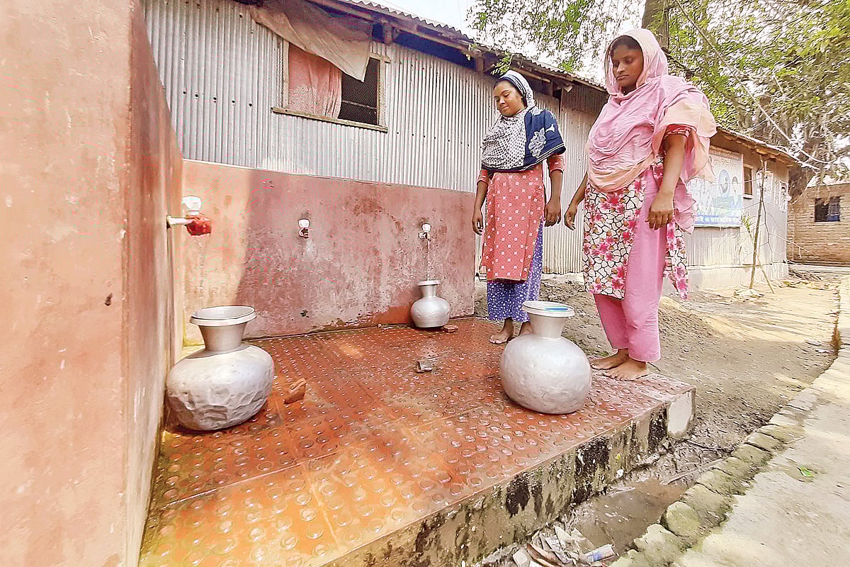 ছবি: সাদ্দাম হোসেন