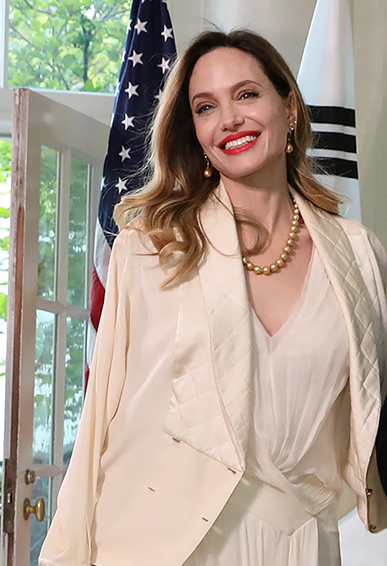 আসছে অ্যাঞ্জেলিনা জোলির পরিবেশবান্ধব ফ্যাশন ব্র্যান্ড