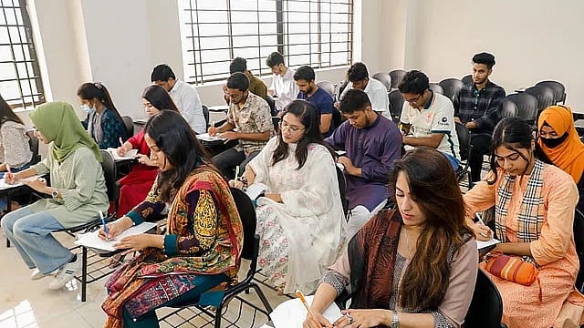 প্রতীকী ছবি: প্রথম আলো