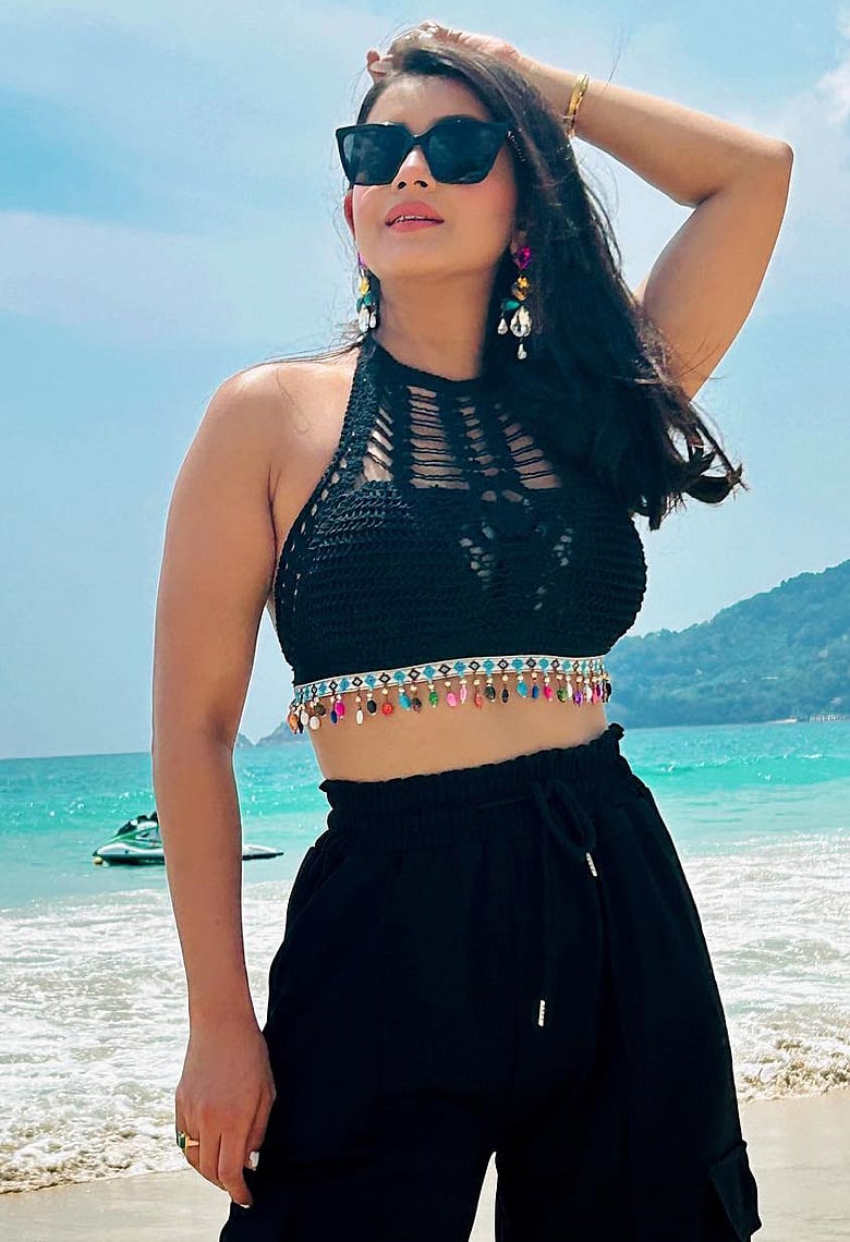 ফি ফি দ্বীপে তানজিন তিশা