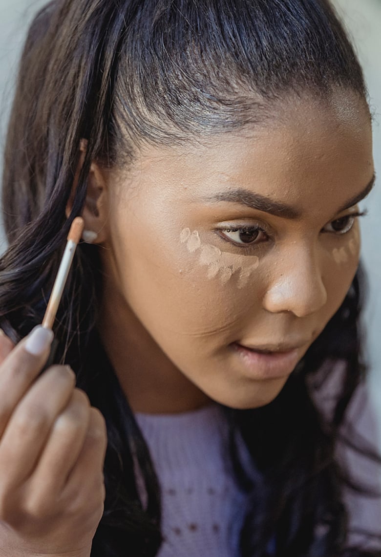 ত্বকের দাগ ঢাকতে কনসিলার