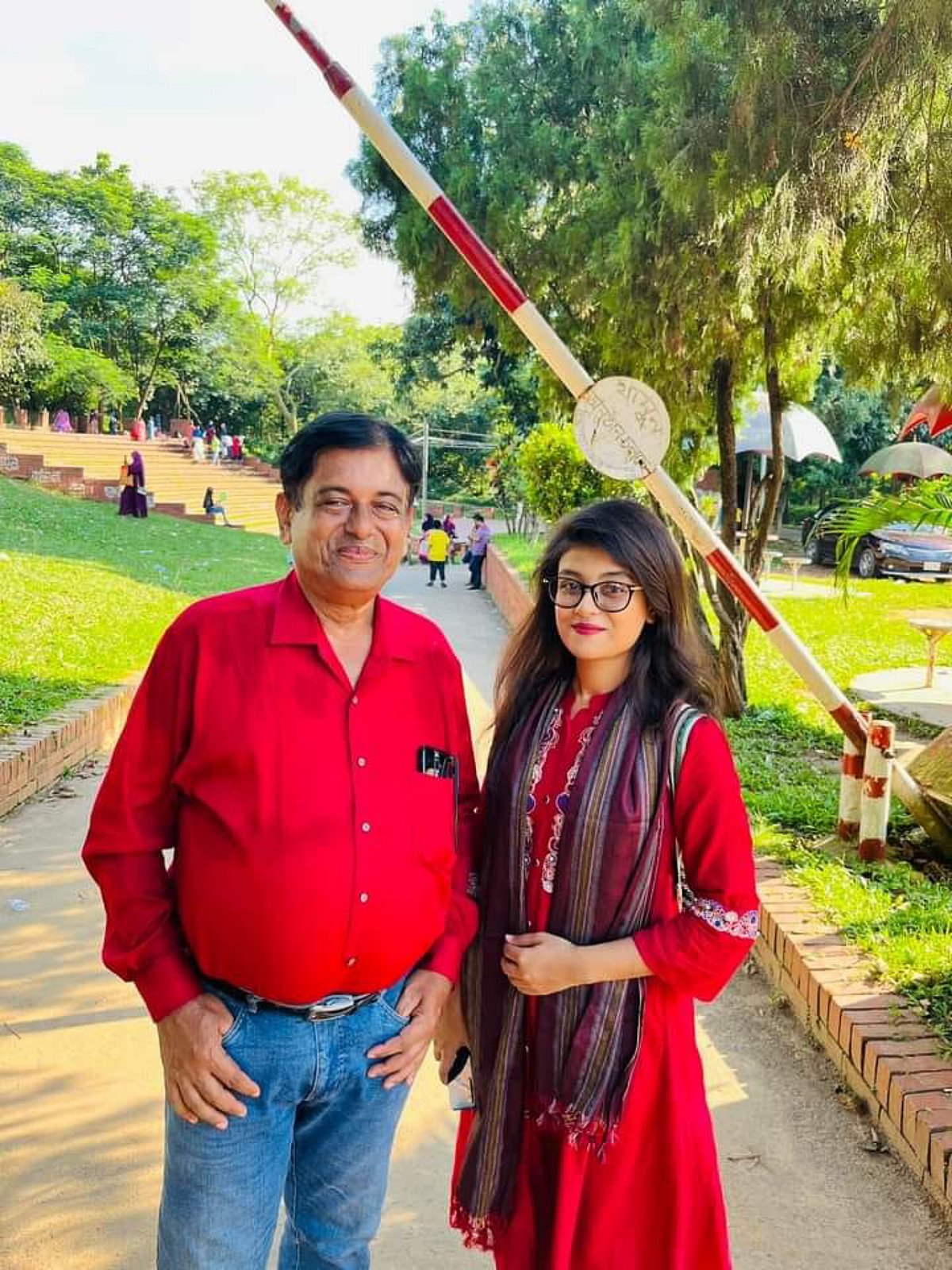 বাবার সঙ্গে লেখক