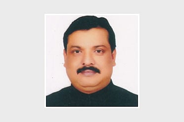 গৃহায়ণ ও গণপূর্ত প্রতিমন্ত্রী শরীফ আহমেদ