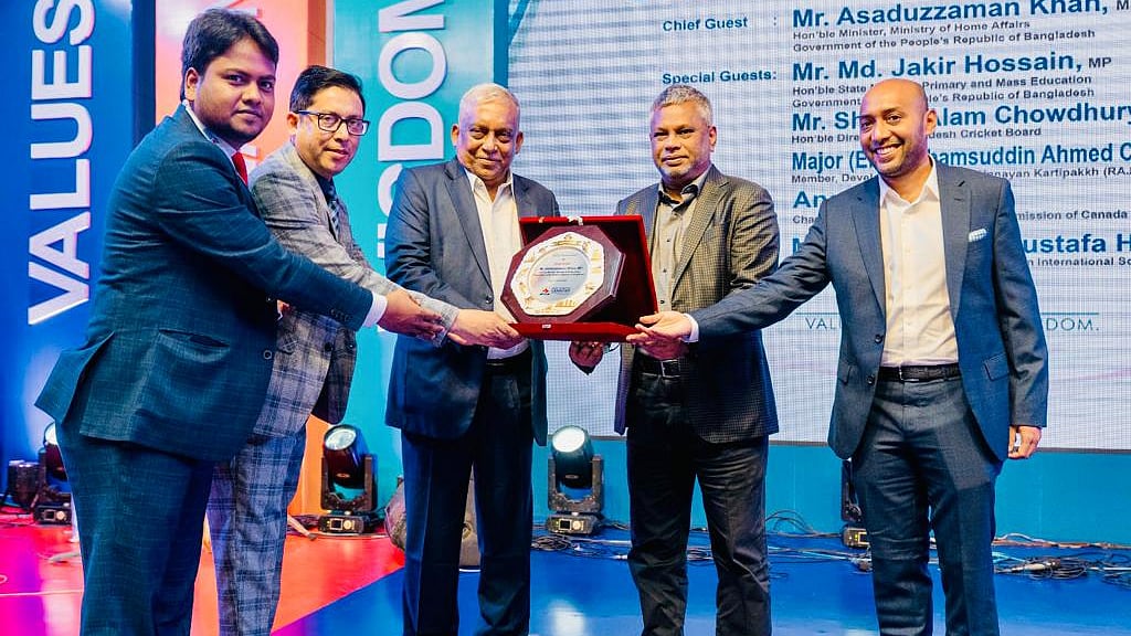 উদ্বোধনী অনুষ্ঠানে প্রধান অতিথি হিসেবে উপস্থিত ছিলেন স্বরাষ্ট্রমন্ত্রী আসাদুজ্জামান খান