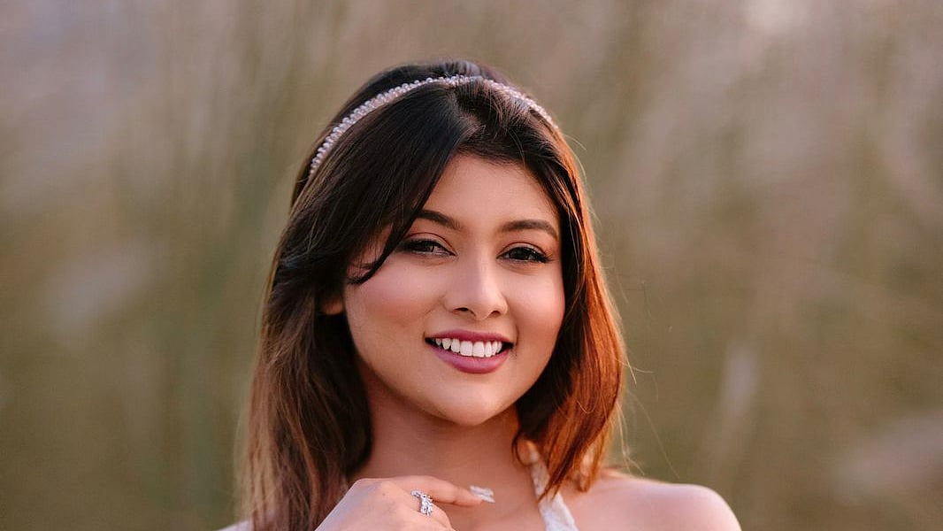 ছবি : অভিনয়শিল্পীর সৌজন্যে