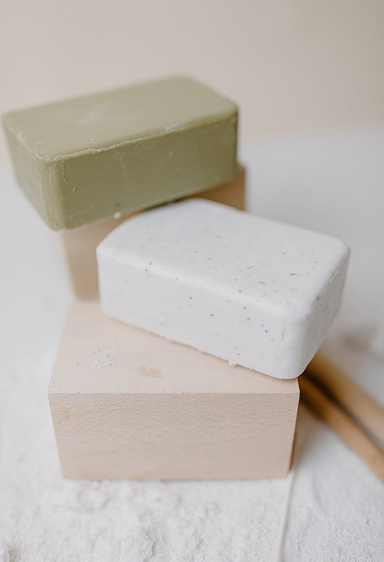 রূপচর্চায় ছাগলের দুধের সাবান