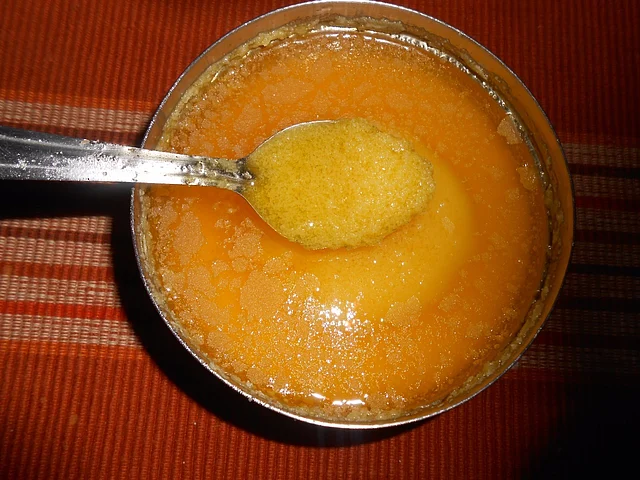 ফরাসিরা এখন ঘি বা ক্ল্যারিফায়েড বাটারের দিকে ঝুঁকছে