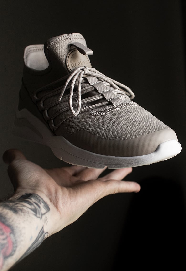 এমন দিনে জুতার যত্ন