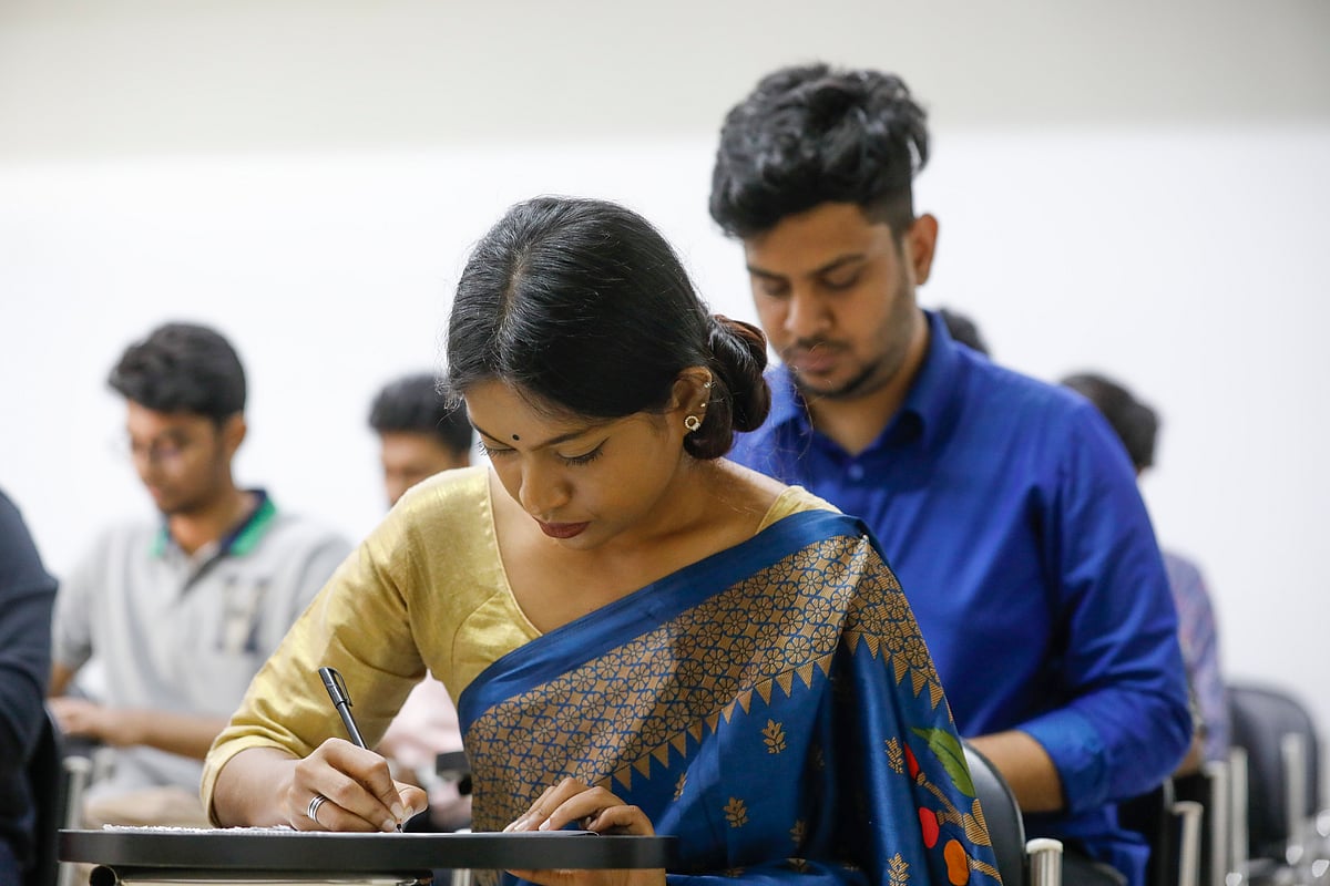 ৯ ব্যাংক ও ২ আর্থিক প্রতিষ্ঠানে ১০১৭ পদে নিয়োগ, প্রবেশপত্র ডাউনলোড শুরু