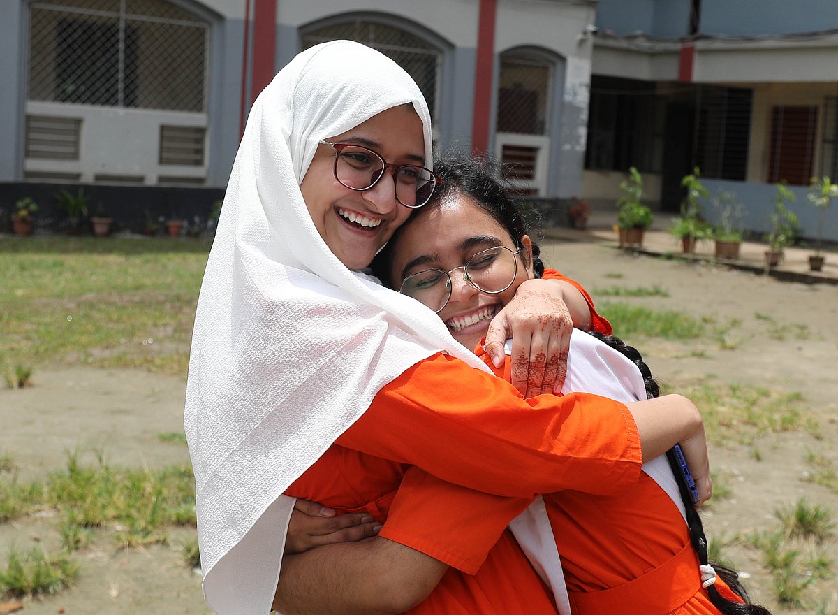 স্কুলে ভর্তিতে লটারির ফল প্রকাশ, শিক্ষার্থীরা পাচ্ছে দুইভাবে