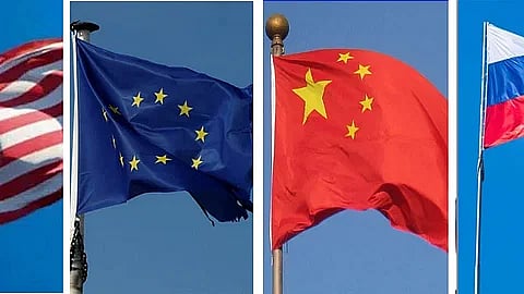 যুক্তরাষ্ট্র, ইউরোপীয় ইউনিয়ন, চীন ও রাশিয়ার পতাকা