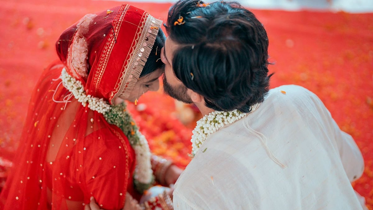 ছবি : নিদ্রা নেহার সৌজন্যে