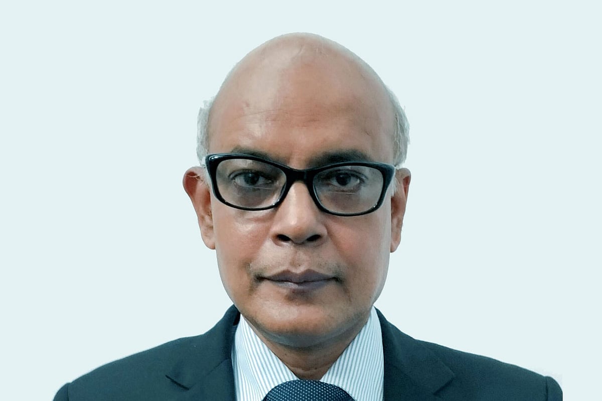 খায়েরুজ্জামান মজুমদারকে আরেক বছরের জন্য অর্থসচিব নিযুক্ত