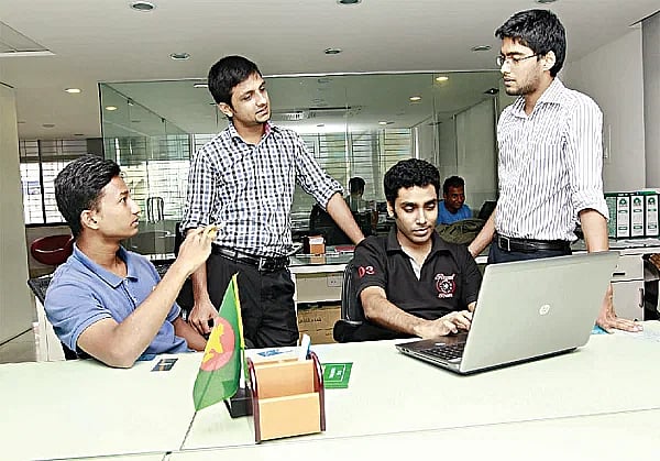 প্রতীকী ছবি: প্রথম আলো