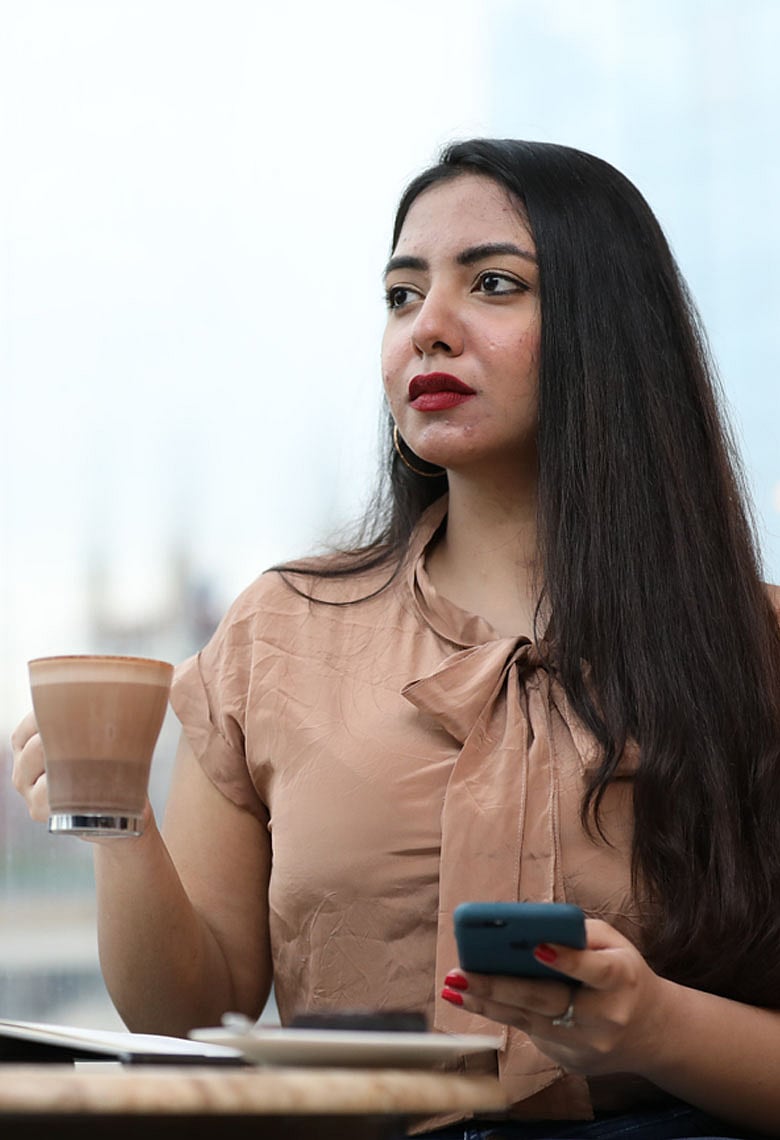 সকালে উঠেই চা-কফির নেশা ছাড়তে করুন এই ৫ টি কাজ