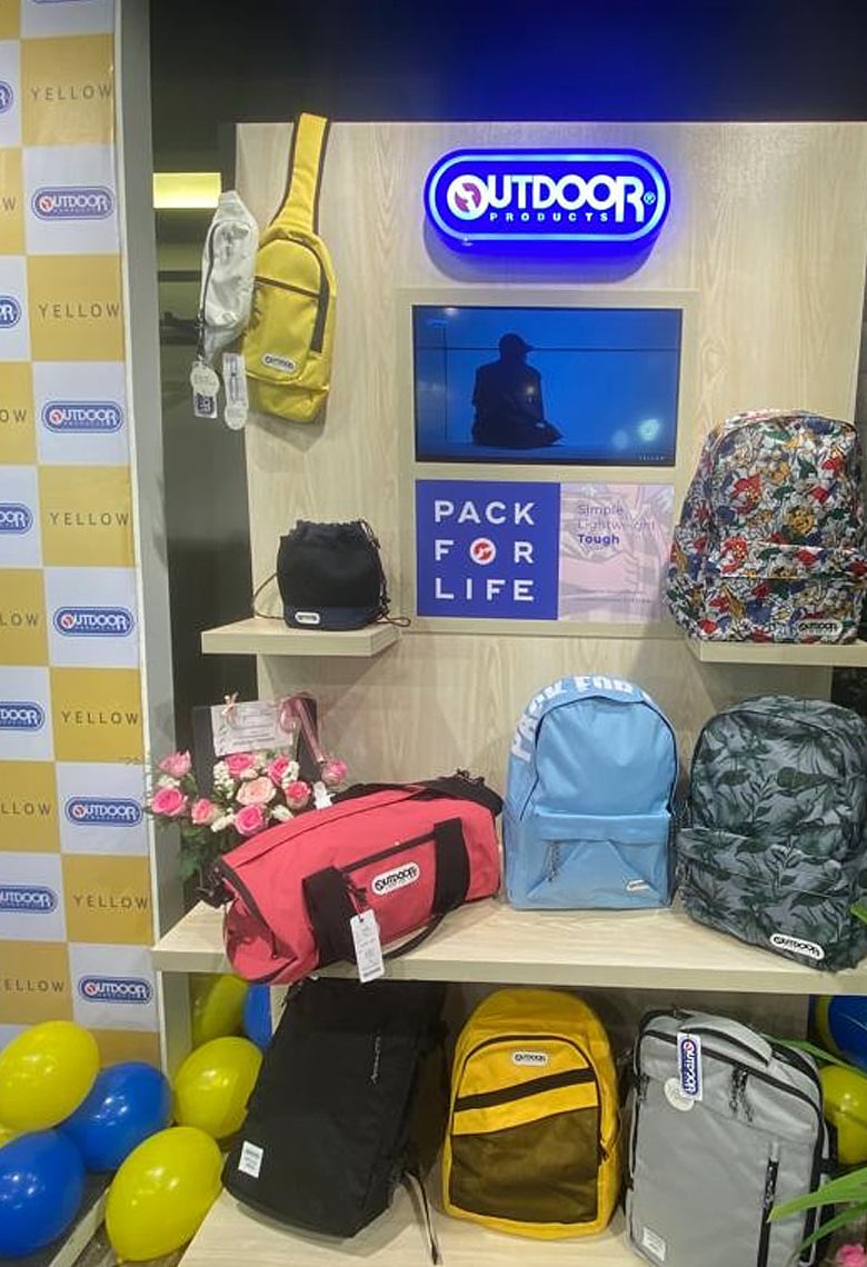 ইয়েলোর স্টোরে এখন পাওয়া যাবে আউটডোর প্রোডাক্টস–এর ব্যাকপ্যাক