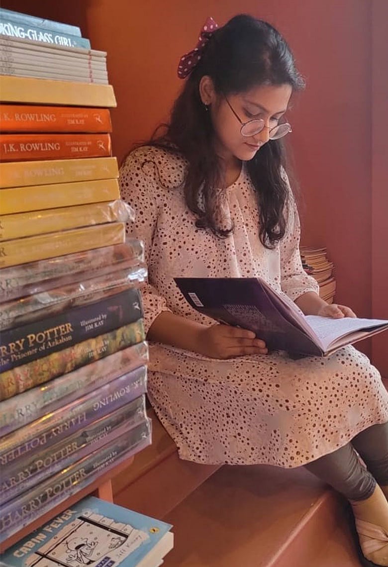 বইপোকাদের জন্য ঢাকার ছয়টি বুক ক্যাফে