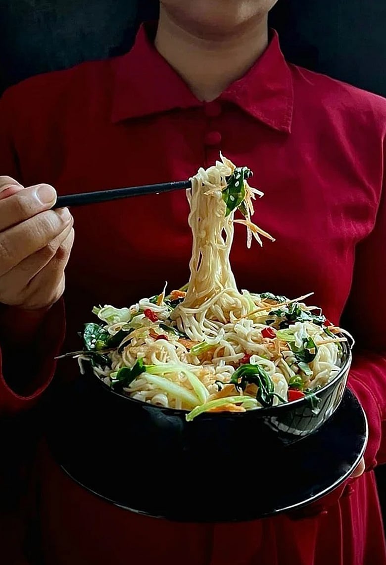  নুডলস দিবস স্পেশাল: আমাদের নুডলস সংস্কৃতিতে কোকোলা নুডলস থেকে কোরিয়ান রামেন