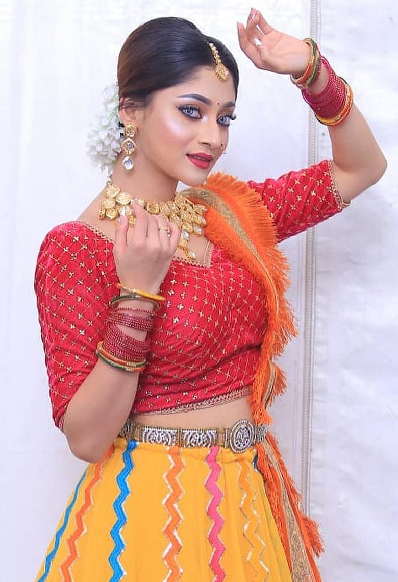 পূজার আমেজে পূজা চেরি