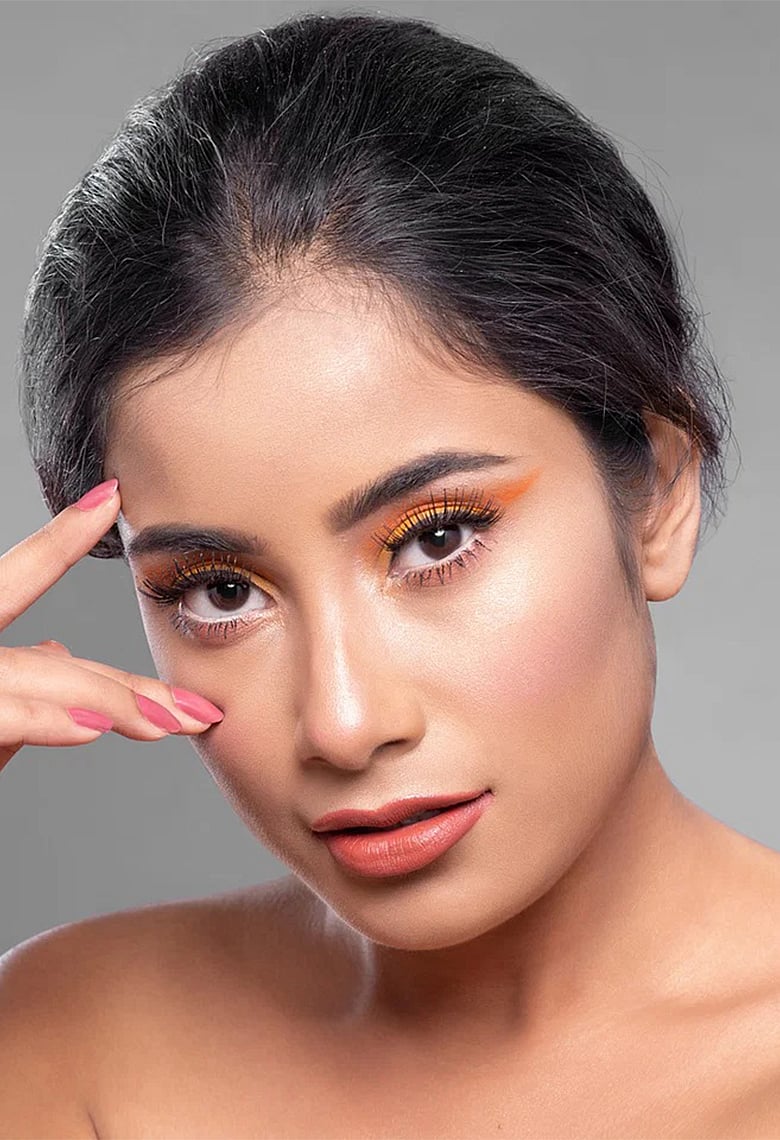 চোখের সাজে ৫টি ভিন্ন ঢংয়ের আইলাইনার স্টাইল