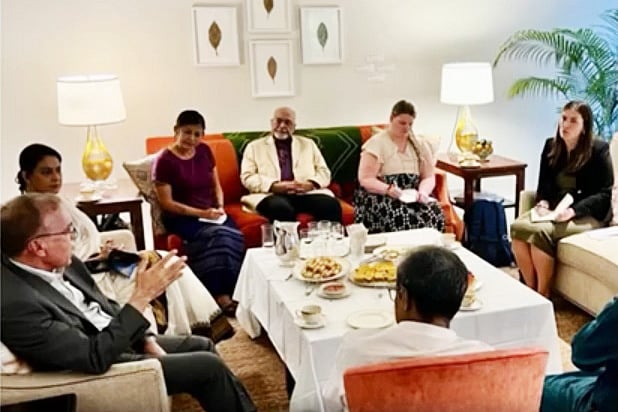 ছবি : যুক্তরাষ্ট্র দূতাবাসের ফেসবুক পেজ থেকে নেওয়া