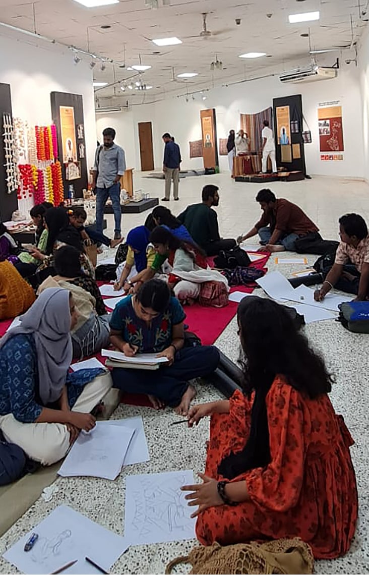 সম্পদ: দুই বাংলার কারুকলা উৎসব