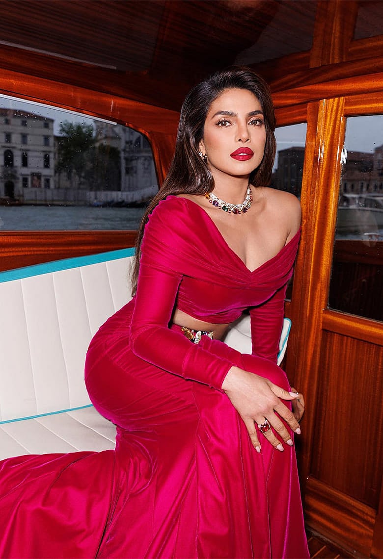 প্রিয়াঙ্কা চোপড়ার মতো ফিটনেস পেতে মেনে চলুন তাঁর ৫ পরামর্শ