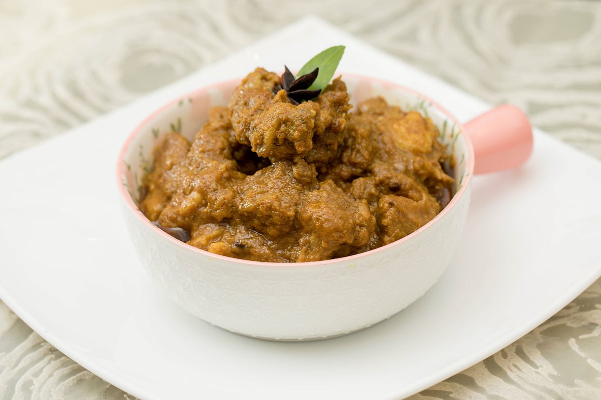 ছবি : নকশা