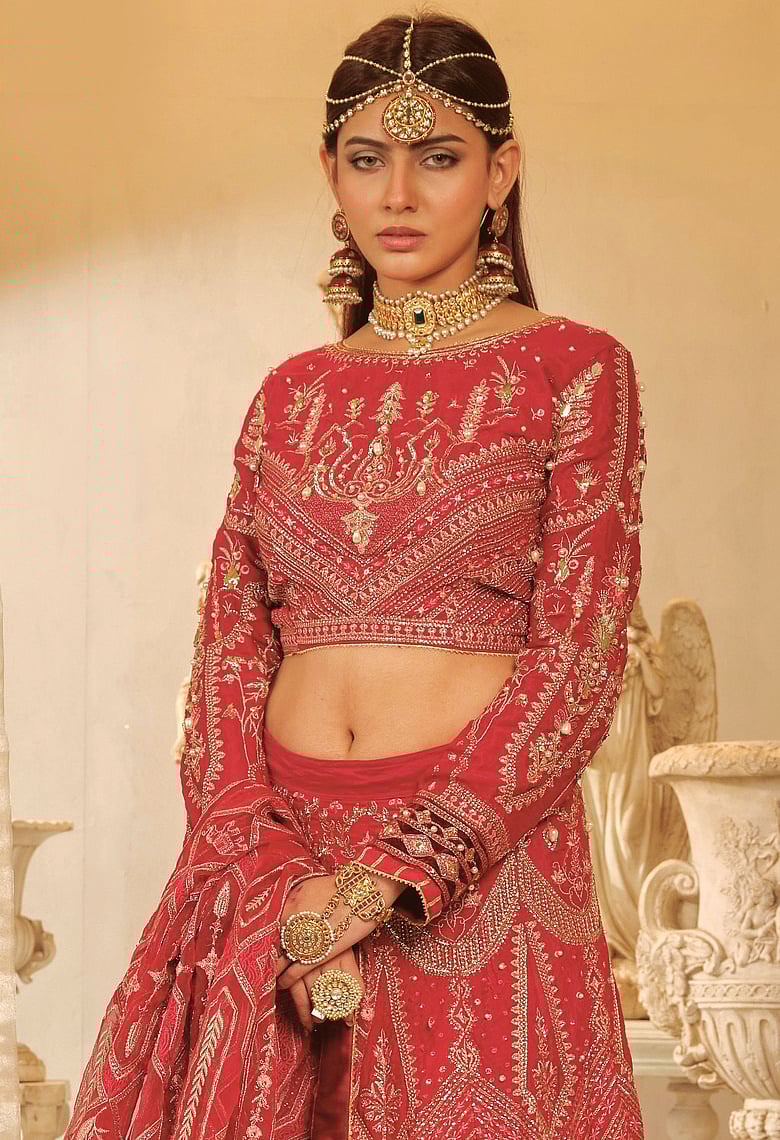 বিয়ের ট্রেন্ডে বছর জুড়ে শীর্ষে থাকা লেহেঙ্গার ১০টি ডিজাইন 