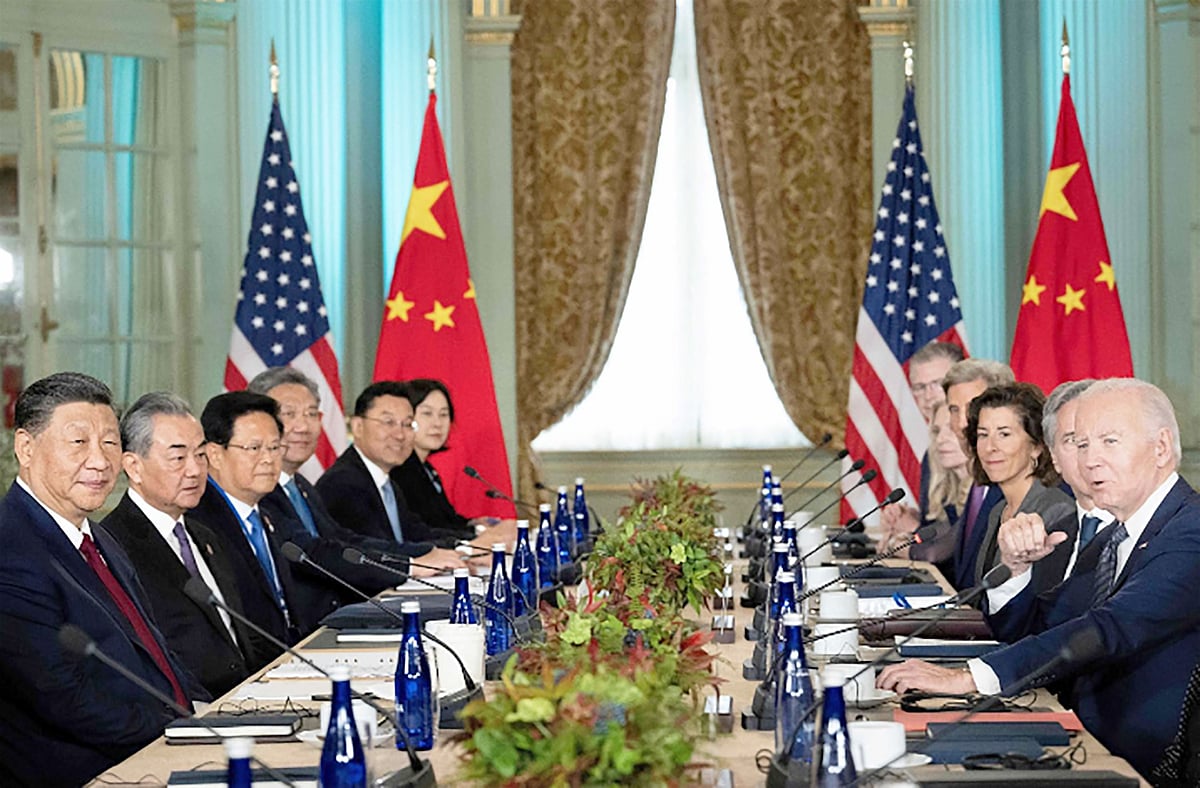 যুক্তরাষ্ট্রের সান ফ্রান্সিসকোতে অ্যাপেক শীর্ষ সম্মেলনে যুক্তরাষ্ট্র ও চীনের বৈঠক
