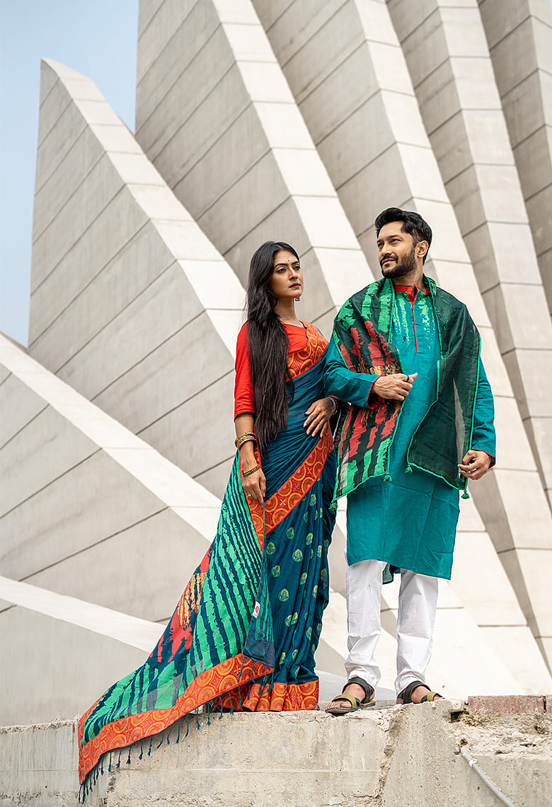 রঙ বাংলাদেশের পোশাকে বিজয়ের ঐতিহ্য