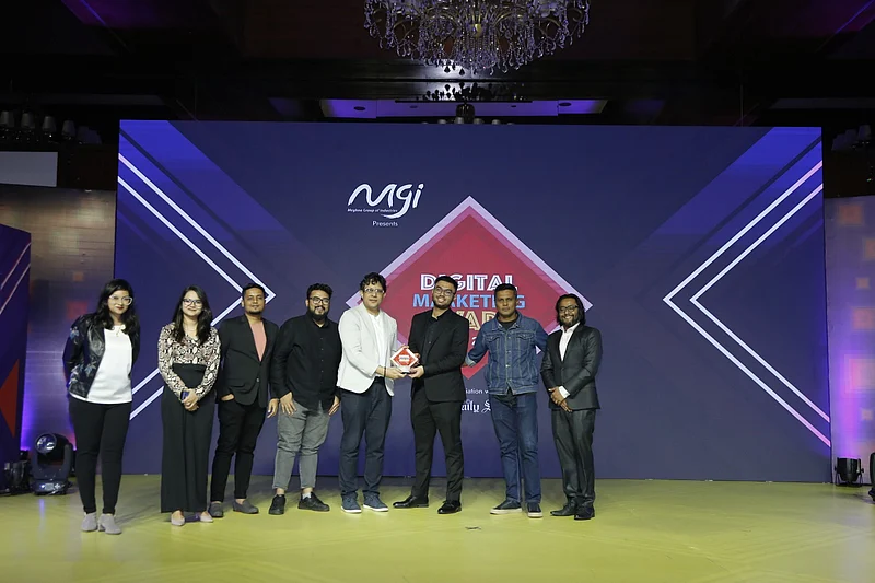 গ্রামীণফোনের ডিজিটাল ক্যাম্পেইন পরিচালনা করে যৌথভাবে পুরস্কৃত হয়েছে এশিয়াটিক মাইন্ডশেয়ার লিমিটেড এবং গ্রে অ্যাডভার্টাইজিং বাংলাদেশ লিমিটেড।