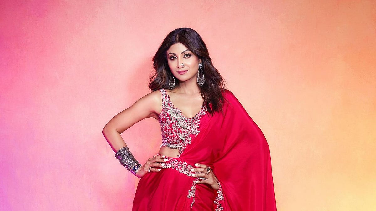 পিঠ পুড়ে গিয়েছিল তবু চালিয়ে গেছেন শুটিং