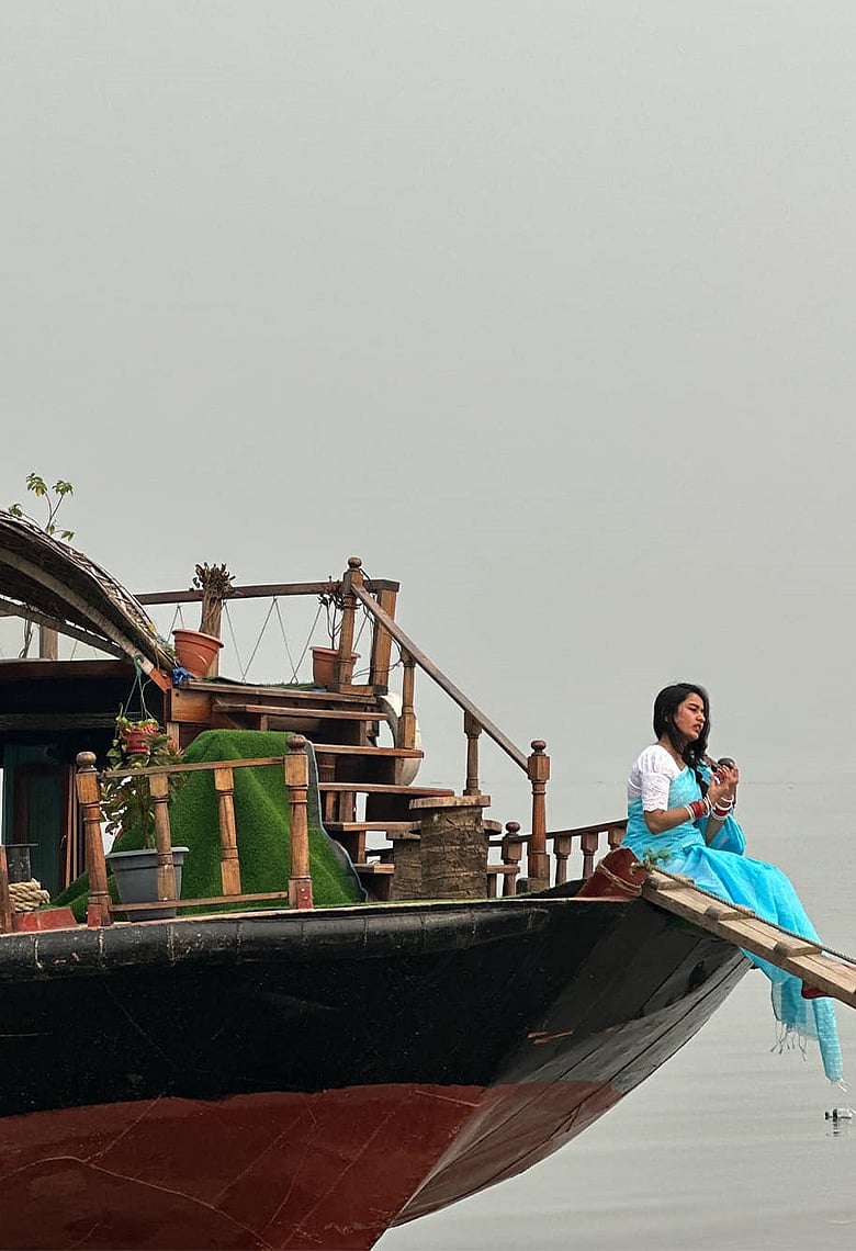 জেনে নিন ঢাকার কাছেই নৌবিহারের যত খবর