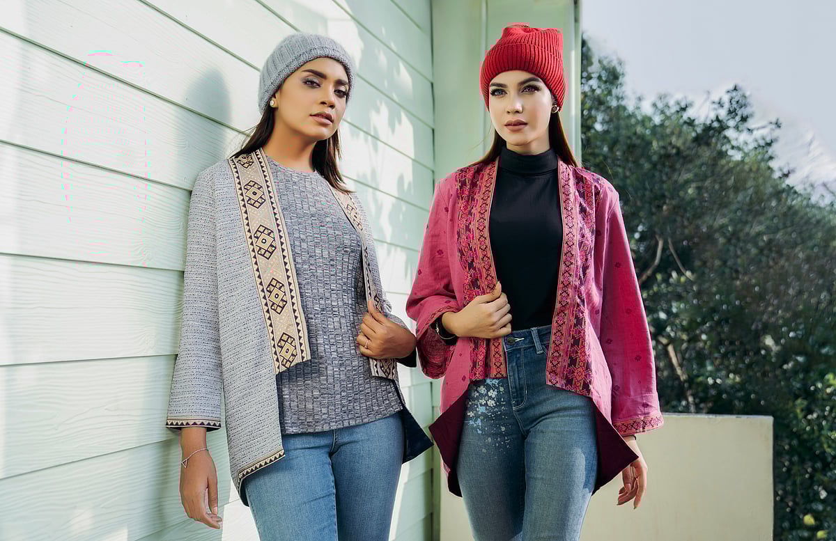 মাঘের কনকনে শীতে স্টাইল স্টেটমেন্ট