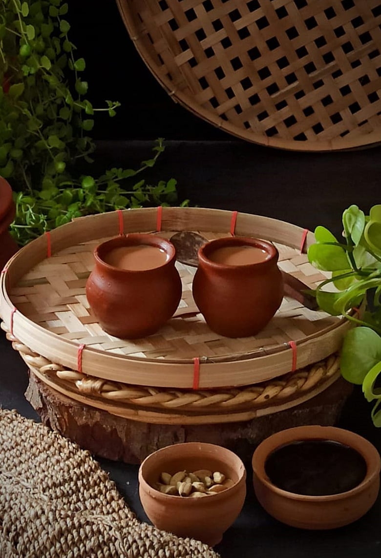 শীতের দিনে চিনির বদলে গুড়ের চা পান করলে মিলবে ১০টি উপকার