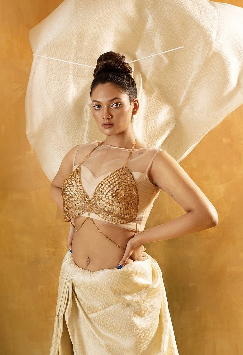 বছর জুড়ে আমার করা প্রিয় ৫টি ব্লাউজ: আনার কলি খান