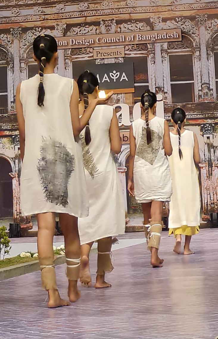 পোশাকের উপস্থাপনায় ফিলিস্তিনিদের প্রতি সংহতি ফায়জার